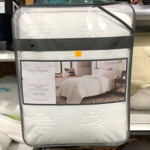 Tufted Diamond Crinkle Comforter Set